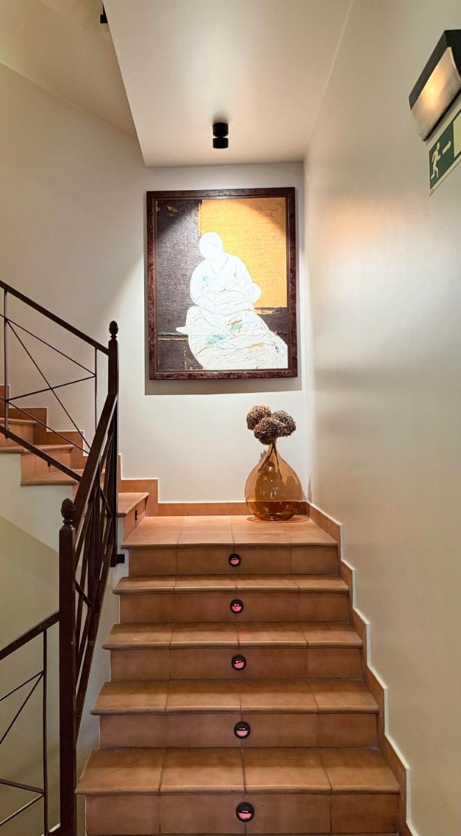 Hotel Bouza - Housity