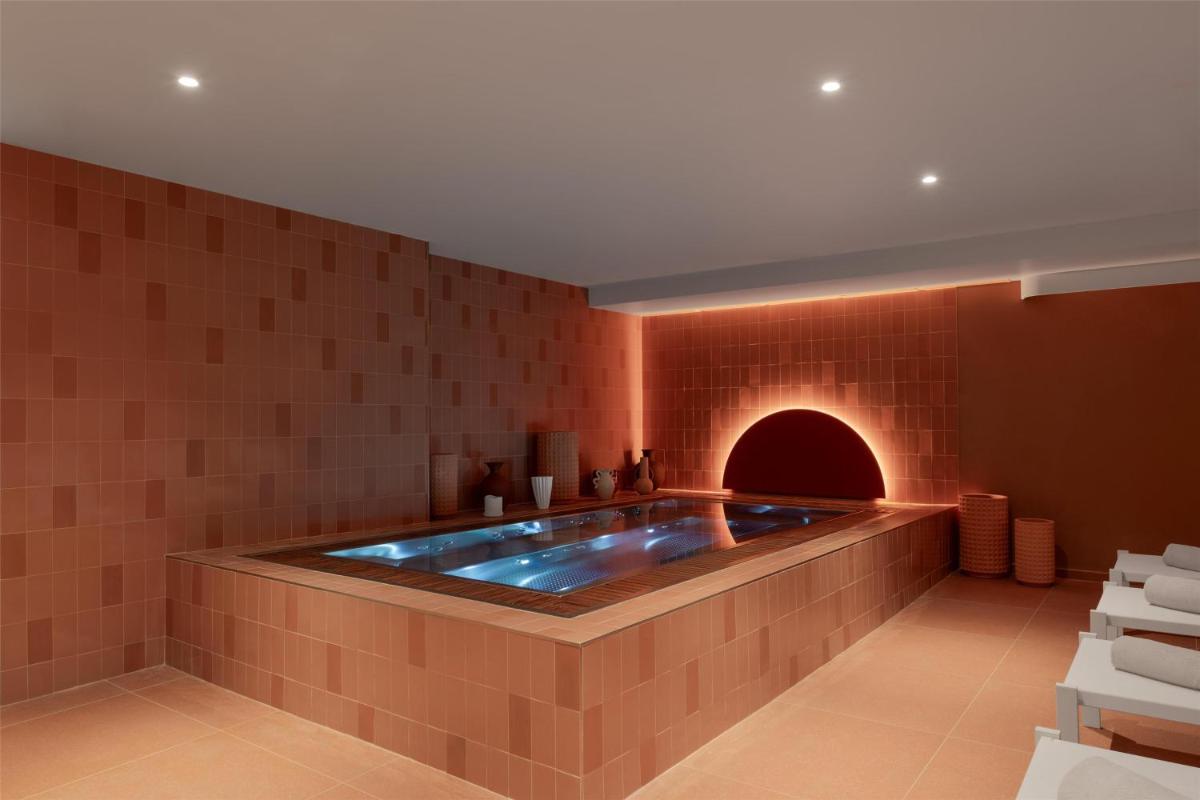 Photo de la galerie de l'établissement DoubleTree by Hilton Lyon Eurexpo & Spa, à Saint-Priest