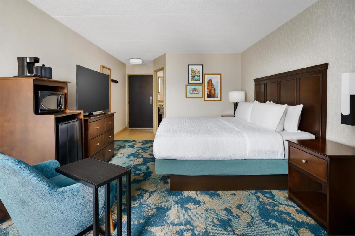 Hampton Inn Chicago-Midway Airport - Housity