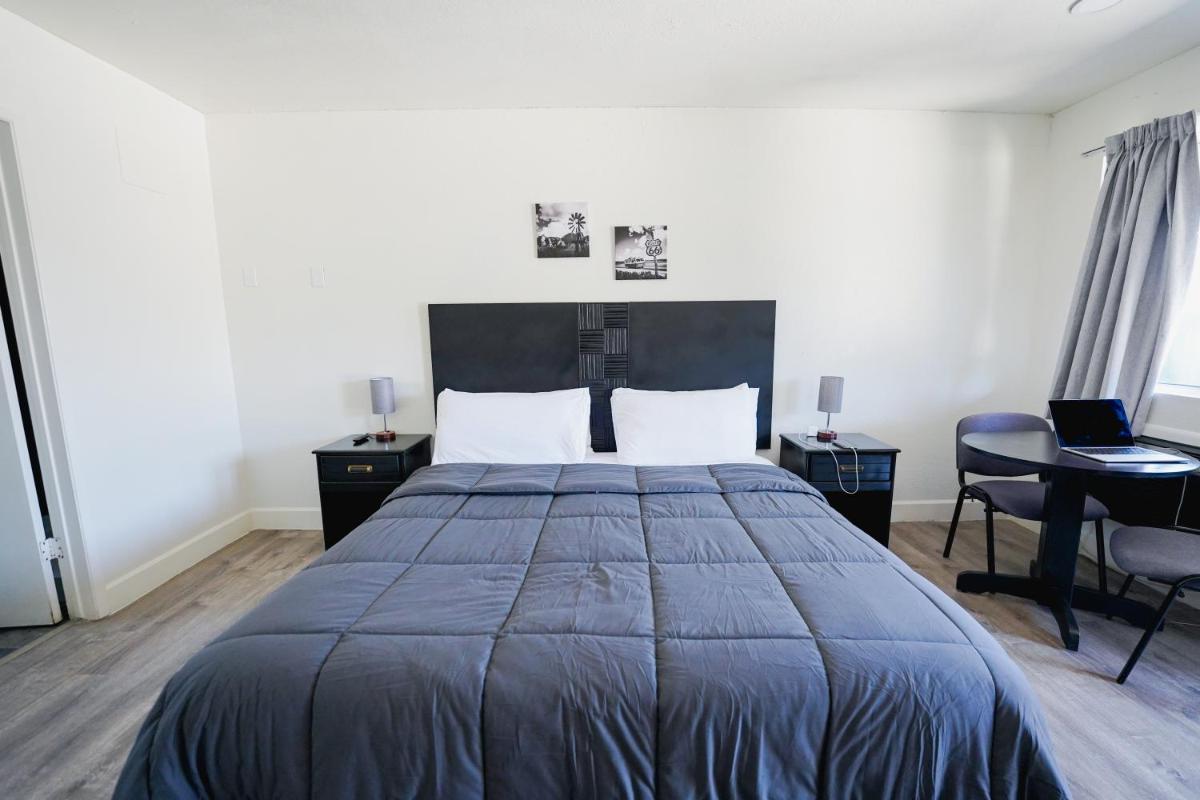 Rim Country Inn - Self Serve Hotel - - Housity