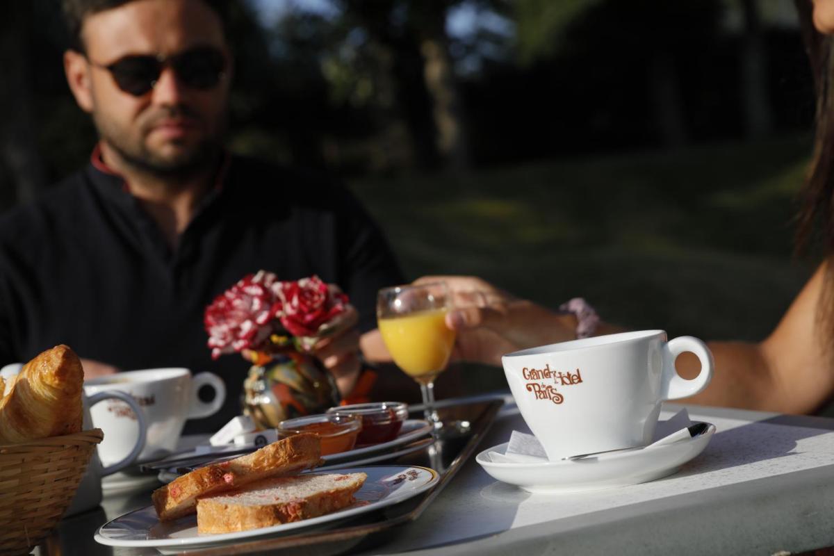 Nourriture dans l'hôtel ou à proximité