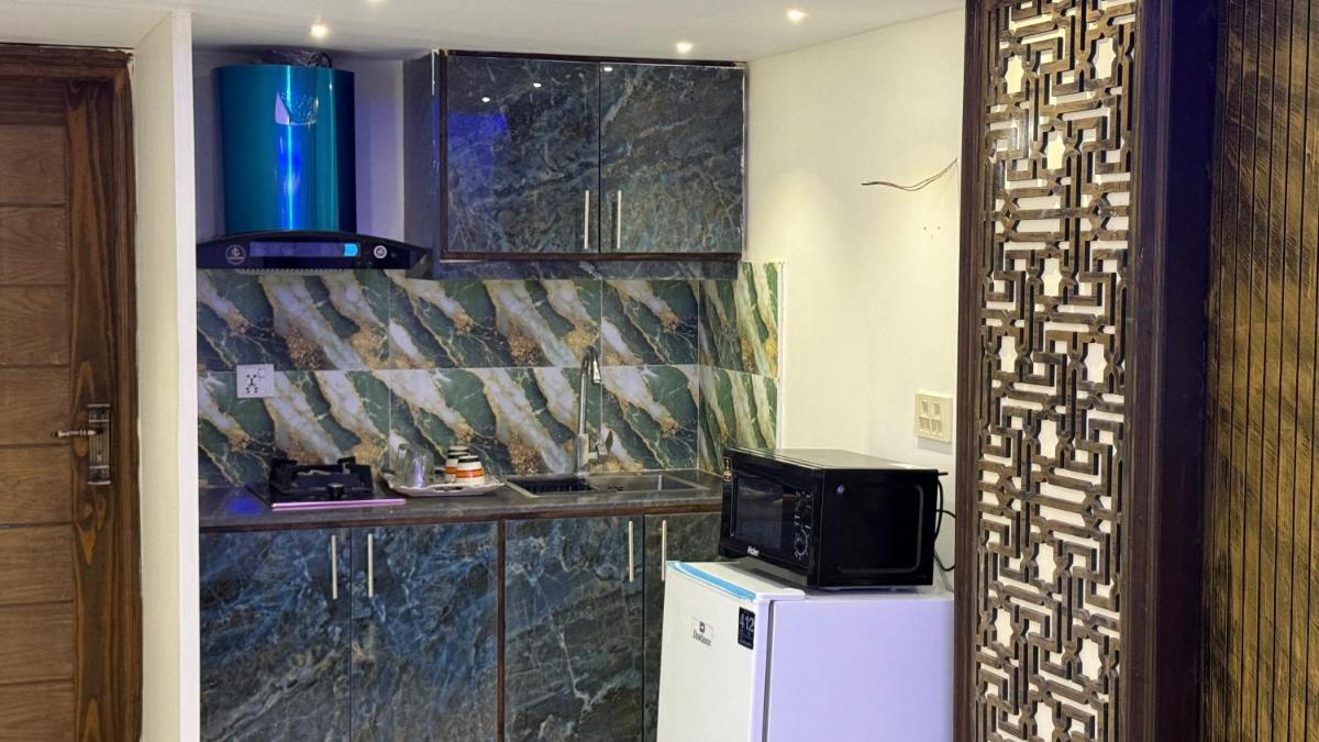 Multazam Heights, DHA Phase 8 - Housity