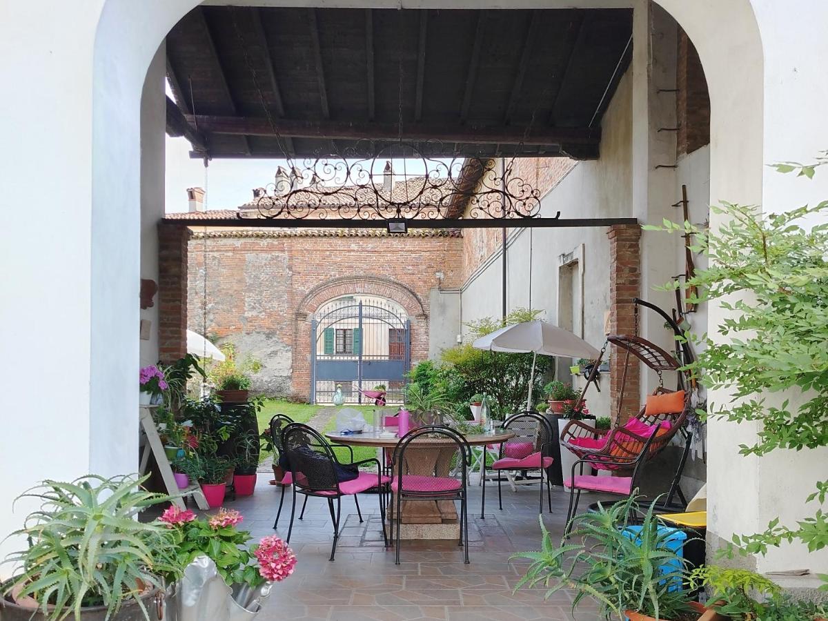 Appartamenti con Giardino privato e vista Corte - Arena Po - Housity