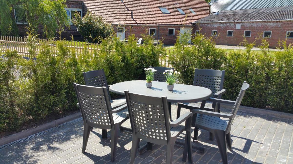 Ferienhaus Rheiderland - Housity