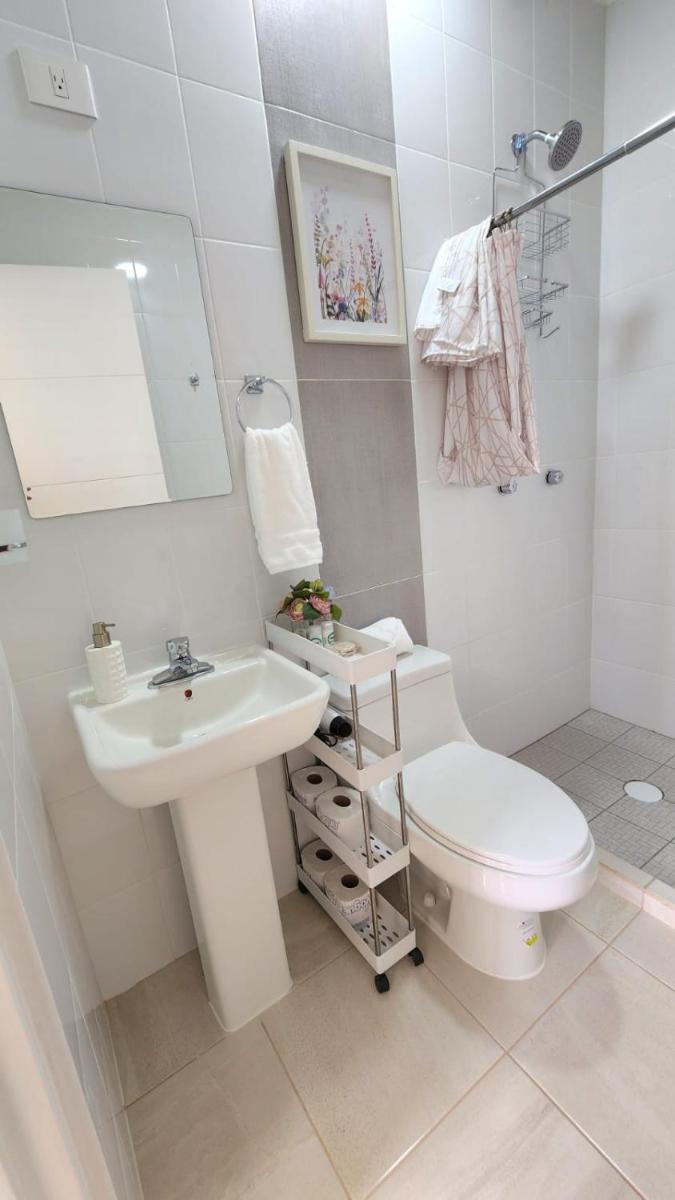 A - Céntrico Apartamento Privado - Alegría Housing - Housity