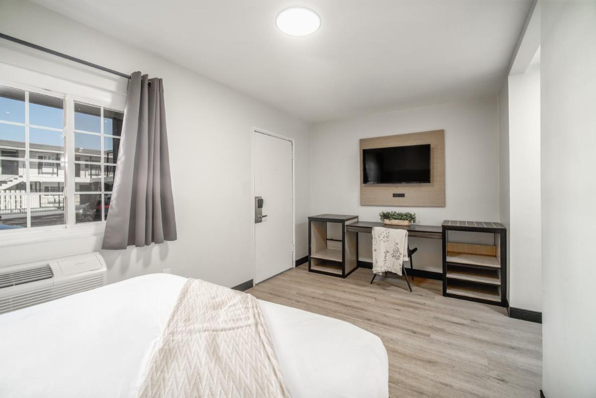 Flamingo Motel - San Ysidro - Housity
