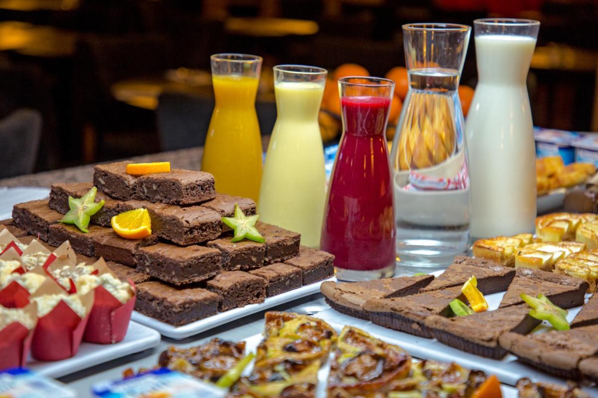 Nourriture dans l'hôtel ou à proximité