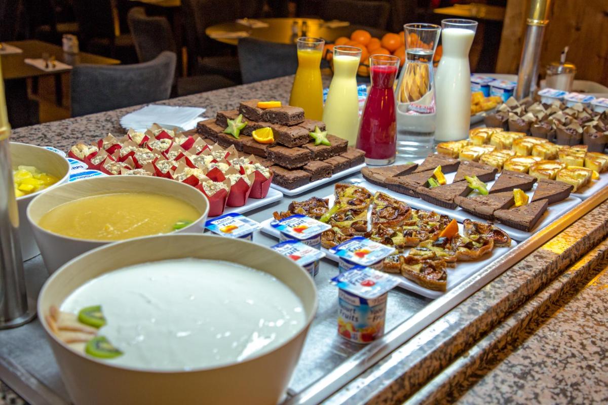 Nourriture dans l'hôtel ou à proximité
