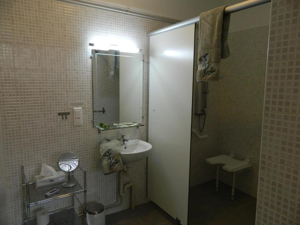 LOGIS - Auberge Du Colombier - Housity