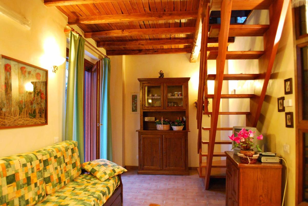 Valle degli Arci - Housity