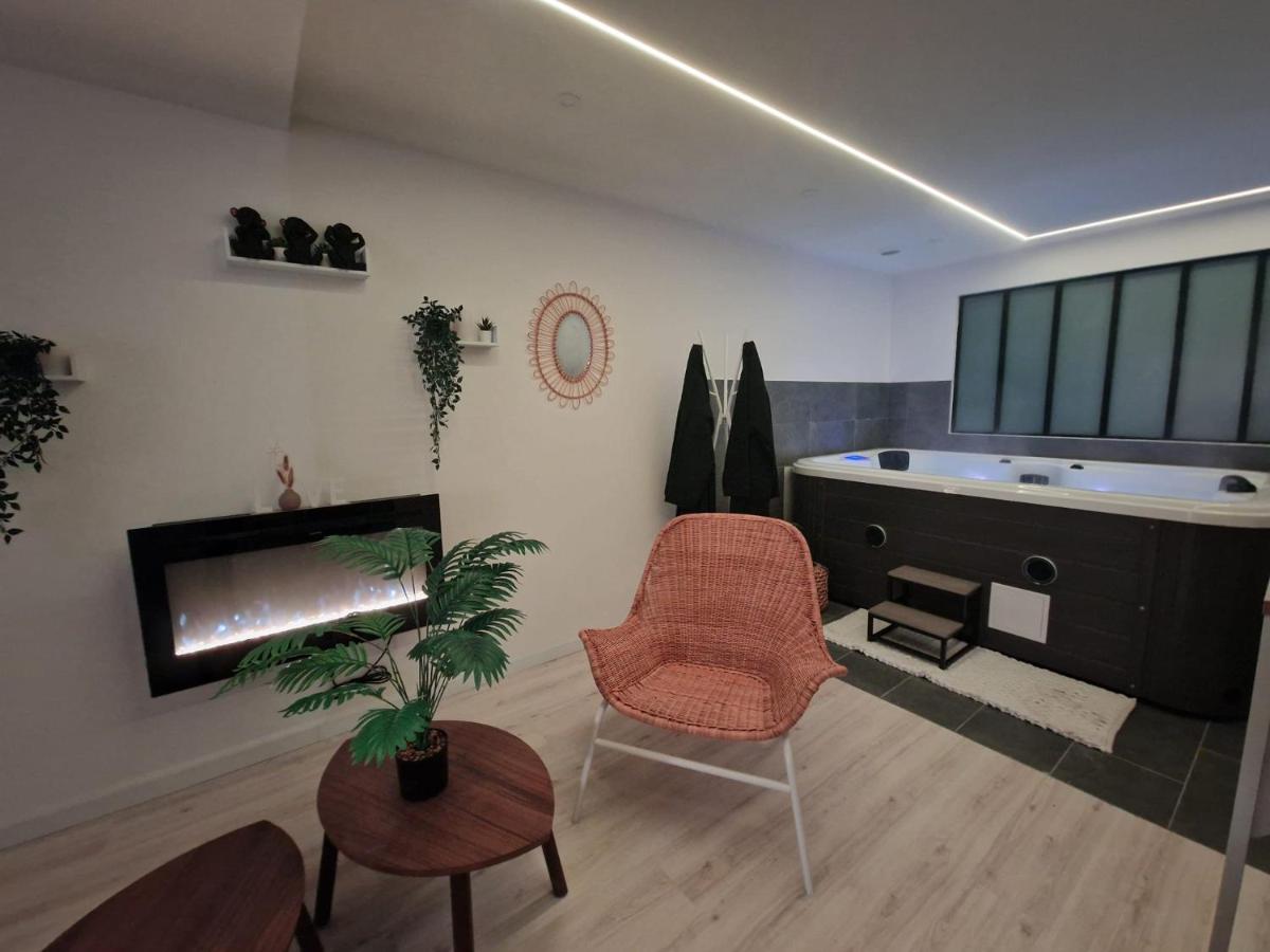 la chambre 8 - Housity