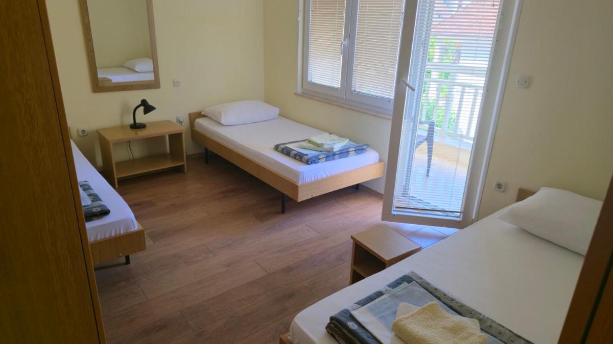 Guesthouse Tatjana - Housity