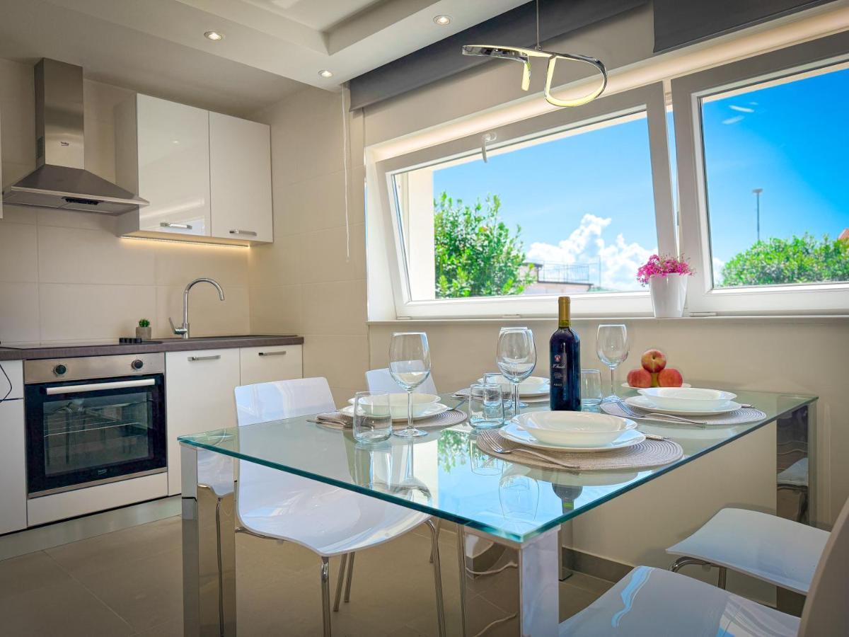 Apartments Roberta - Housity