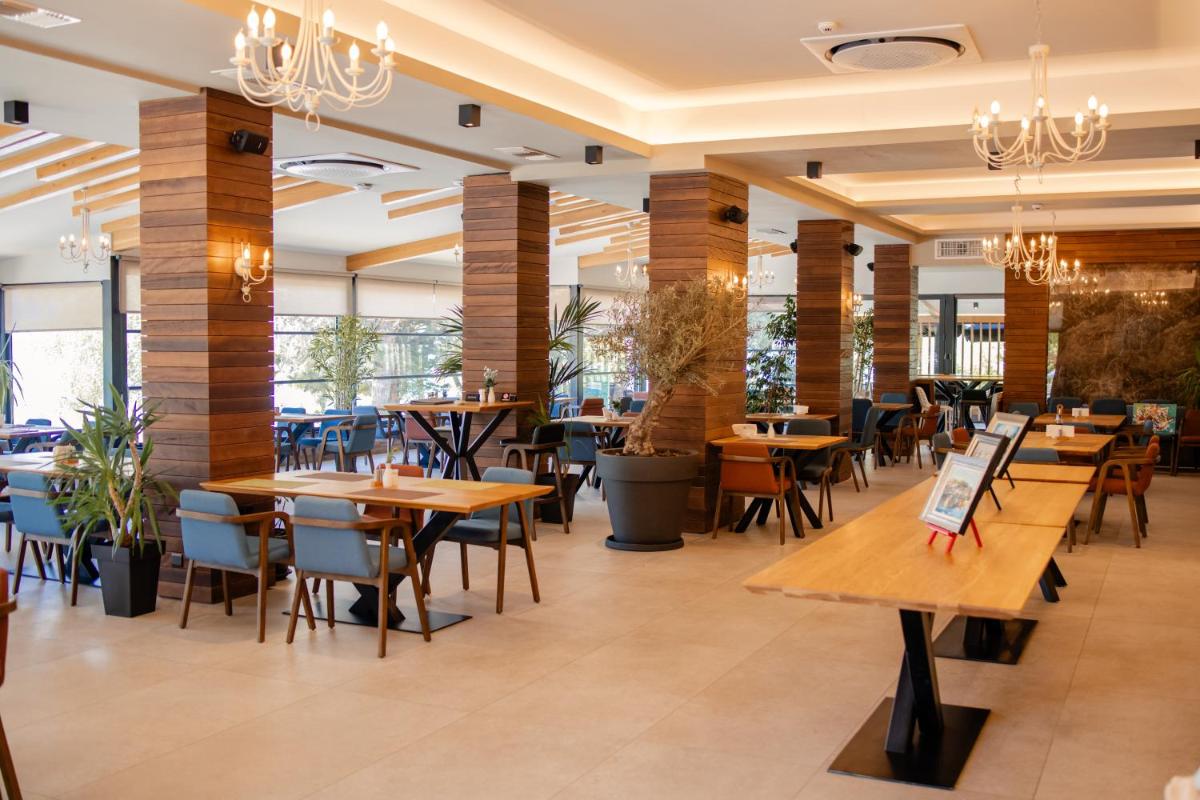 Lago Hotel - Hizvo