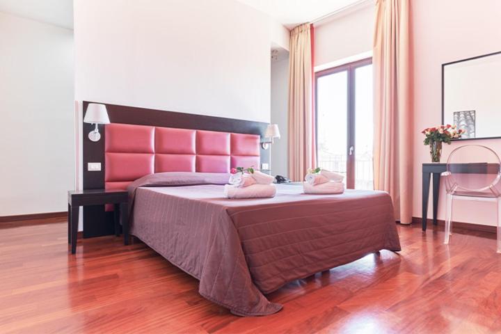 La Chicca Palace Hotel - Housity