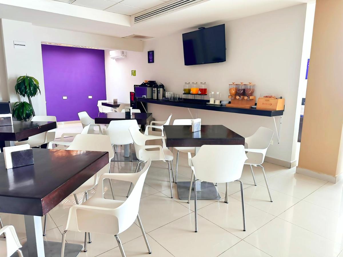 Sleep Inn Culiacan - Housity