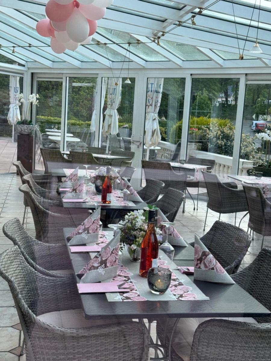 Hotel Schwanenweiher Bad Bertrich - Housity