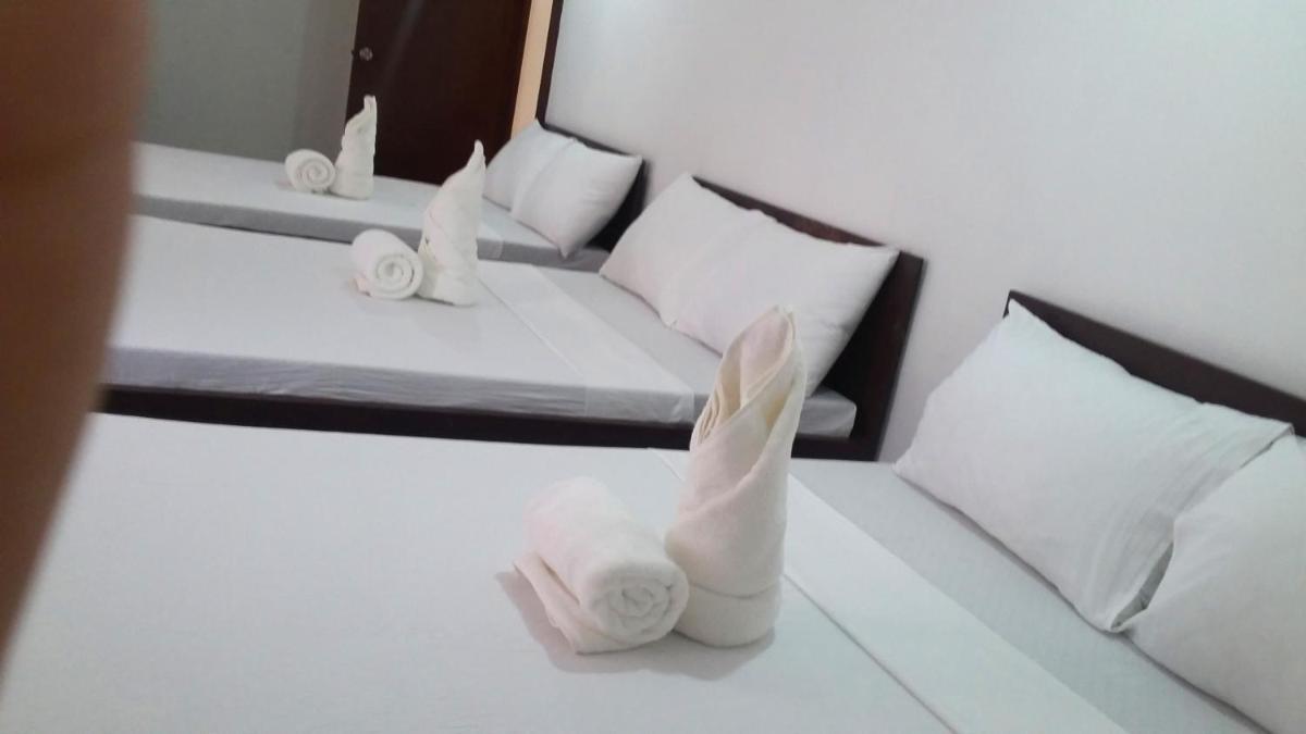 Ricardo Valley Inn - Housity