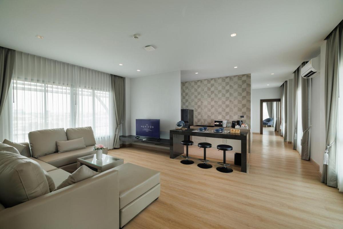 The Horizon Groove Hotel - Housity