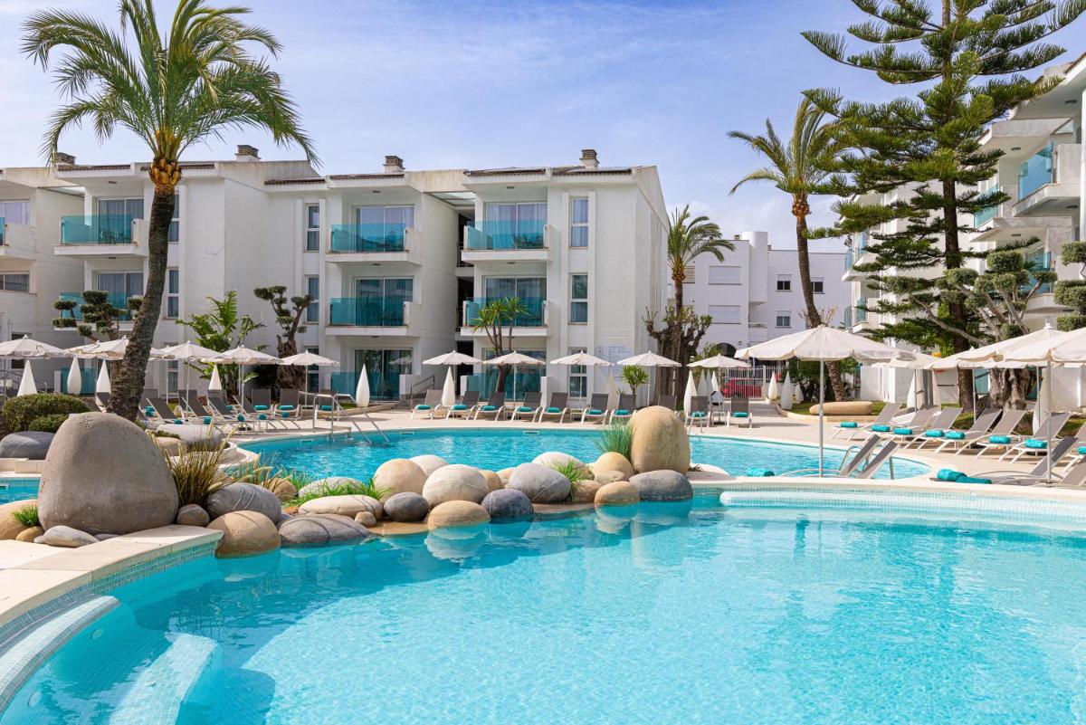 Piscina en o cerca de MarSenses Puerto Pollensa Hotel & Spa Adults Only