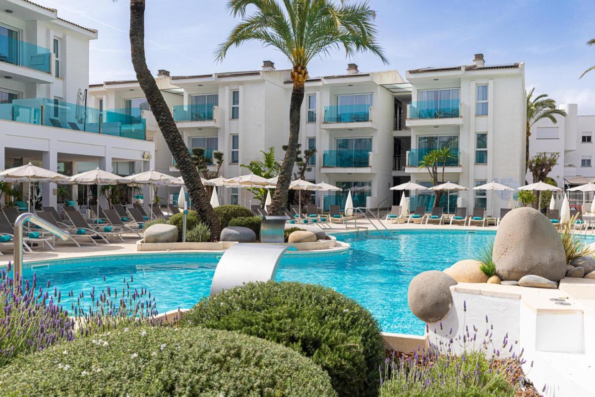 Piscina en o cerca de MarSenses Puerto Pollensa Hotel & Spa Adults Only