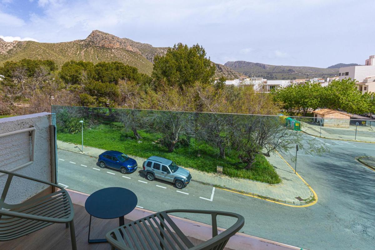 Vista general de una montaña o vista desde el apartahotel