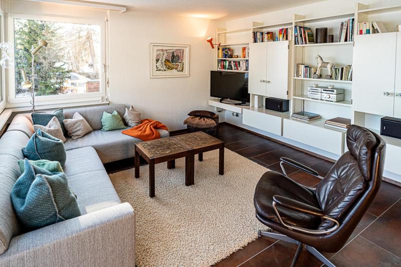 Edelweiss Casa Surmir - Housity
