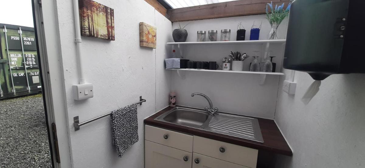 Sea View Glamping Barrel - Housity