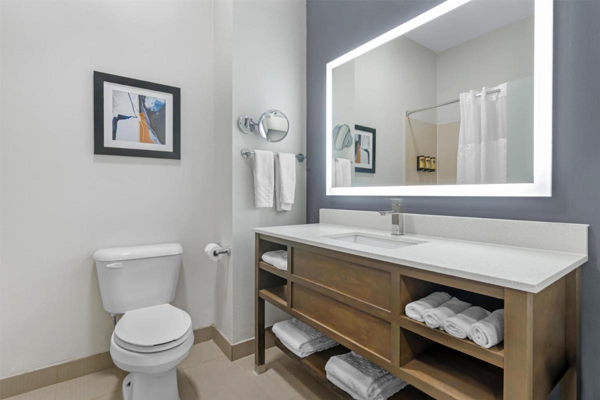 Best Western Plus Washington Hotel - Housity