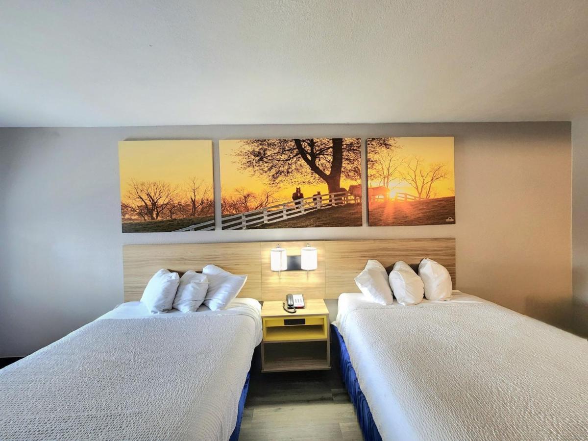 Days Inn by Wyndham Houston - Housity