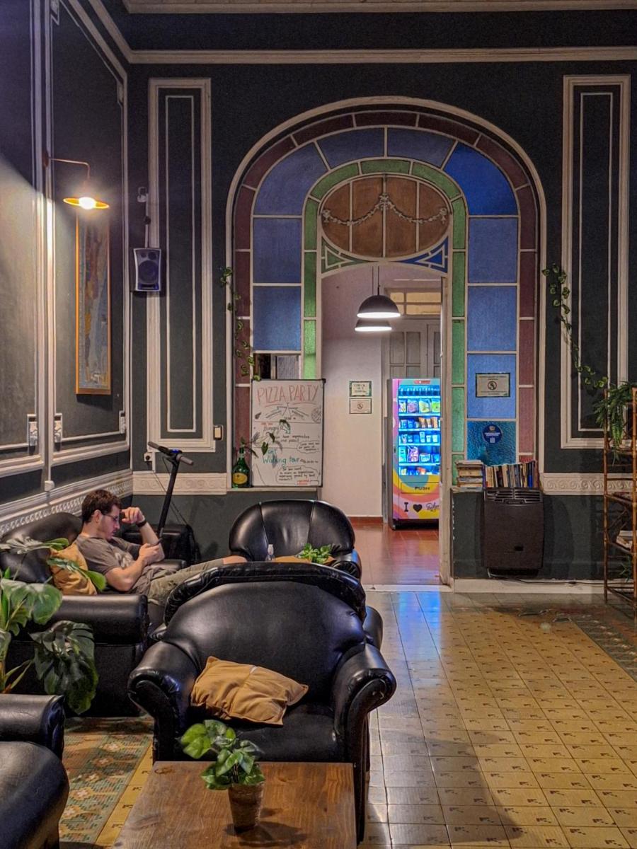 Hostel Alvear - Housity