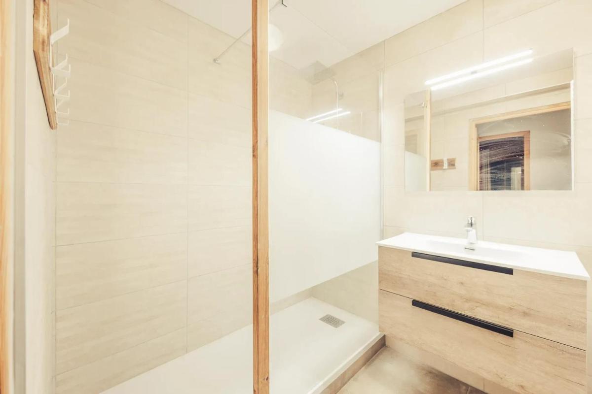 Appartement moderne à Châtel 60 m² avec terrasse privée - Housity