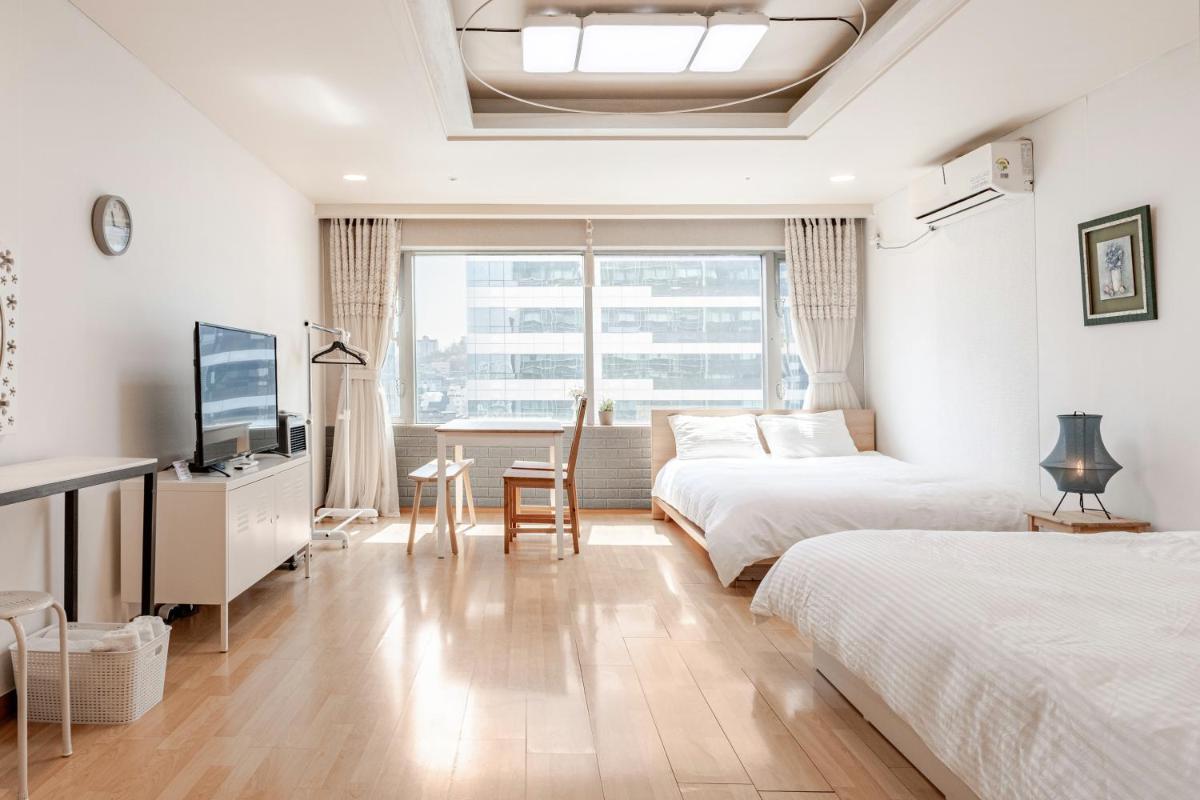JSM Studio Hongdae - Hizvo