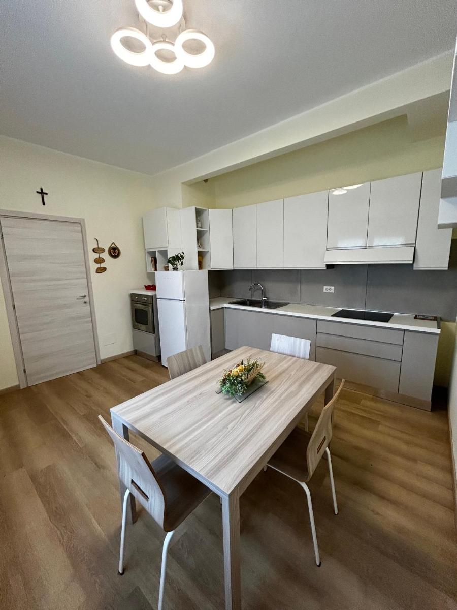 Appartamento in Villa a Triuggio - Monza Brianza - Housity