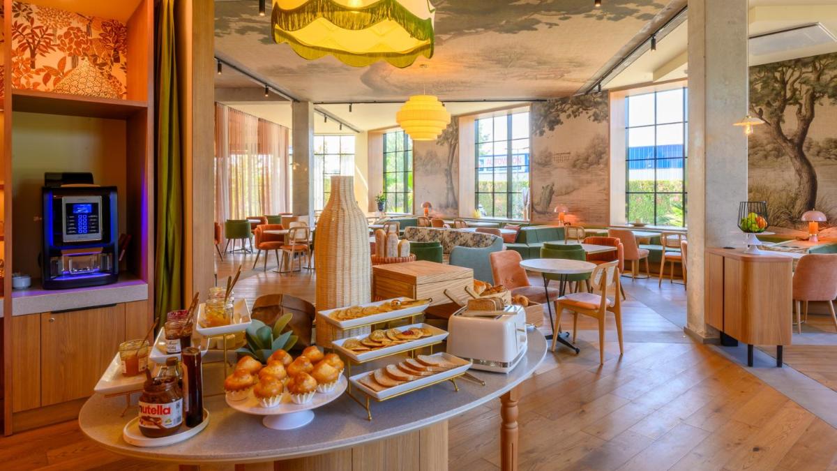 Nourriture dans l'hôtel ou à proximité