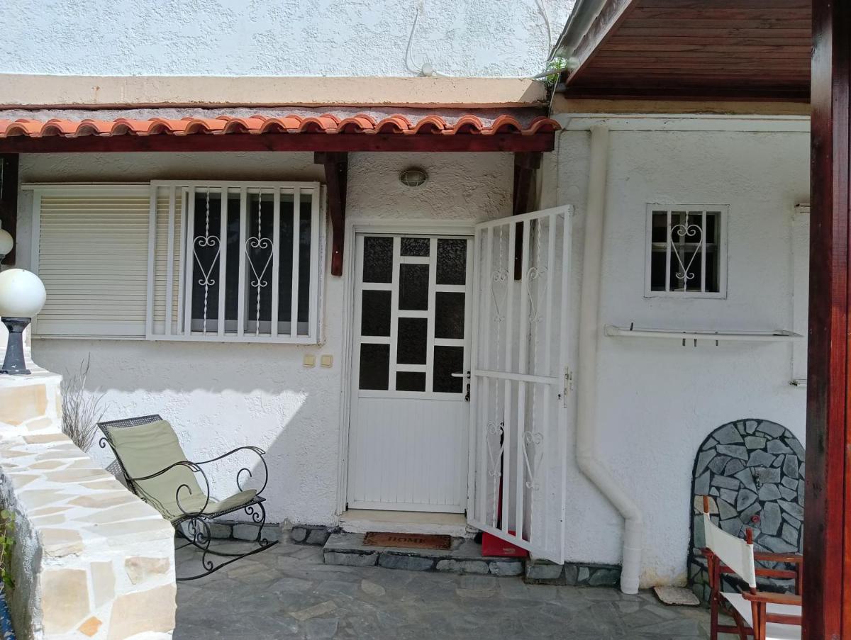 El Kona - Housity