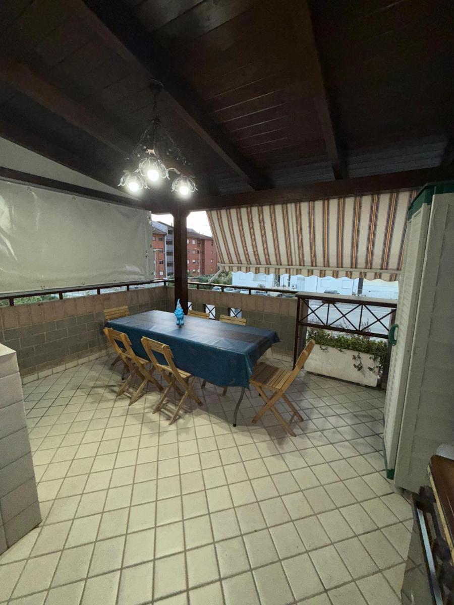 Roberto's Apartment - Housity