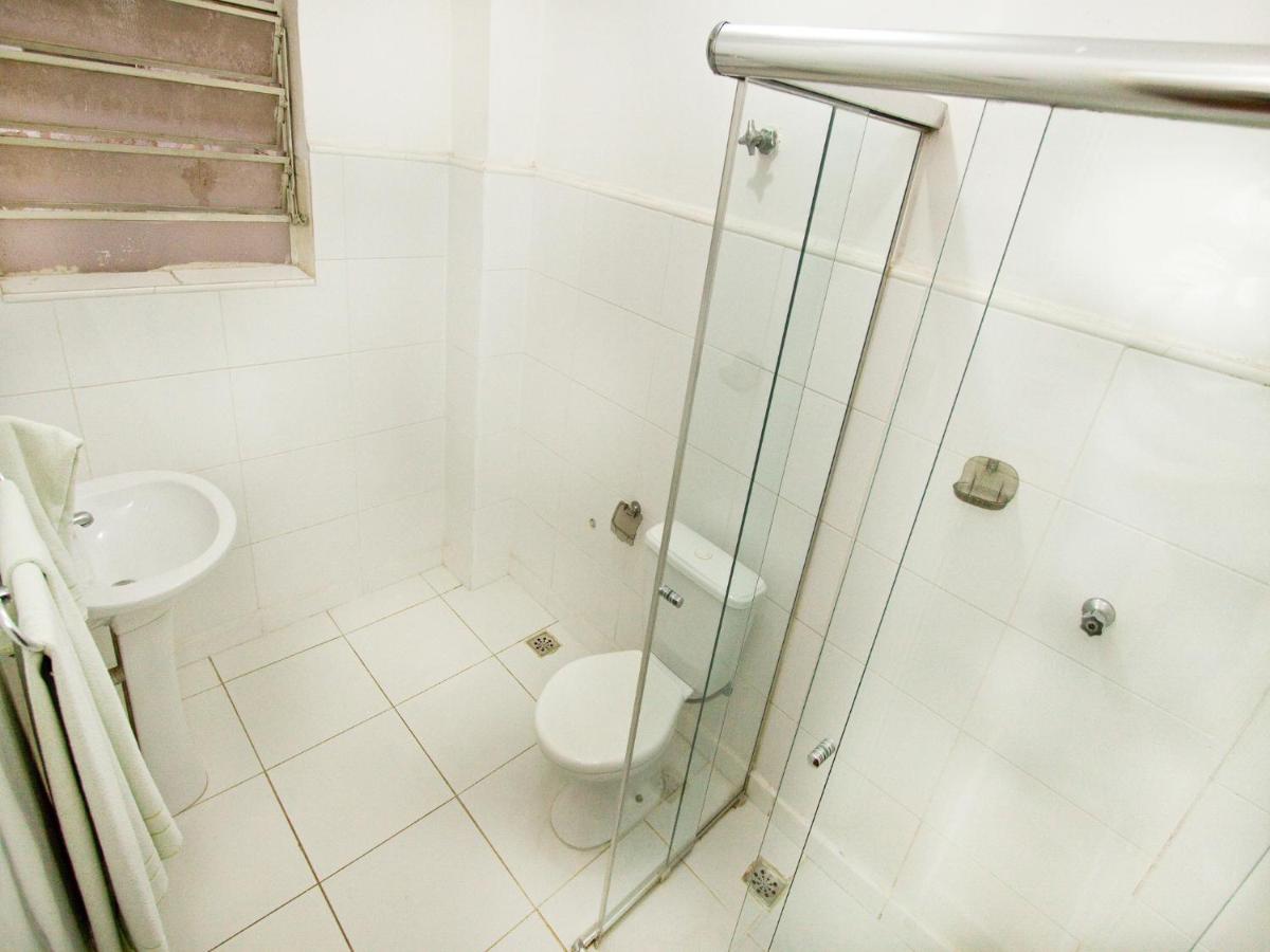 Turrance White Hotel - Housity