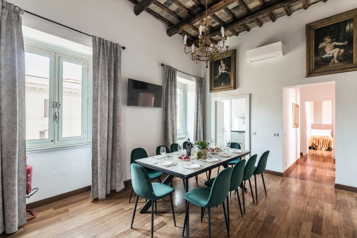 The Best Rent - Spacious multi-room apartment on Via Cavour - Housity