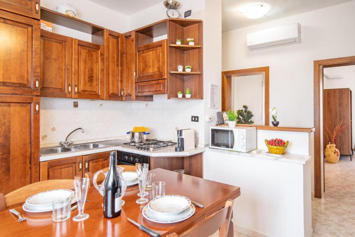 Piombino Apartments Casa Rossana - Housity