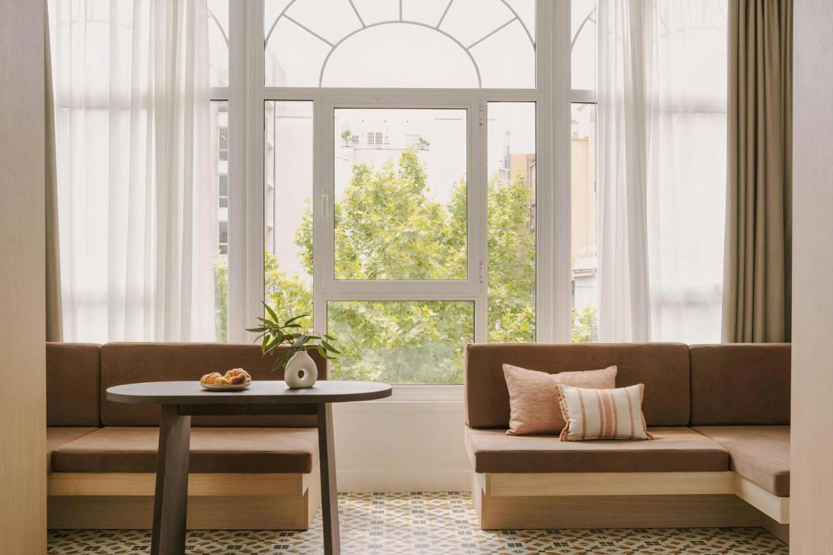Zona de estar de Paseo de Gracia Hotel, Sonder by Marriott Bonvoy