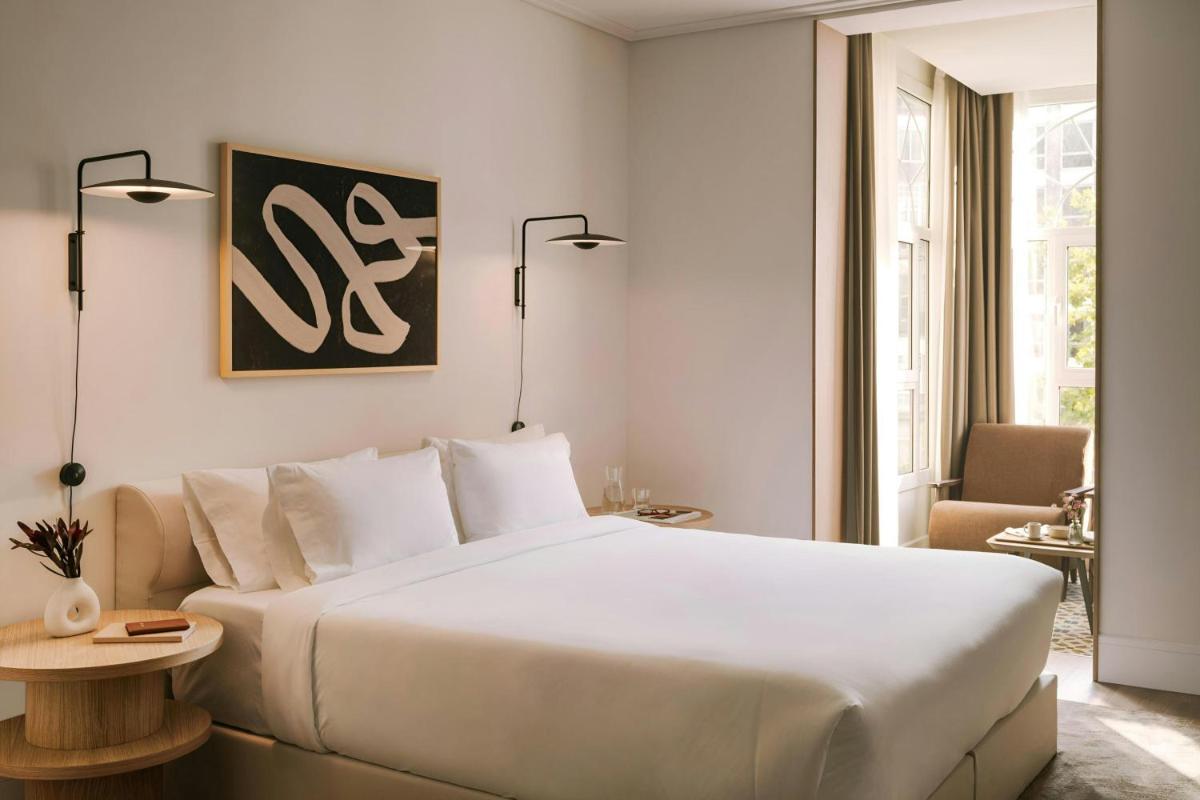 Cama o camas de una habitación en Paseo de Gracia Hotel, Sonder by Marriott Bonvoy