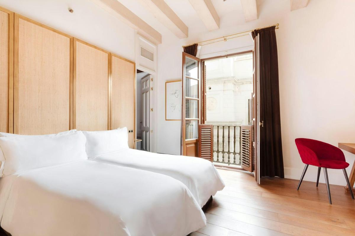 Cama o camas de una habitación en DO Plaça Reial Hotel Gothic Quarter, Sonder by Marriott Bonvoy