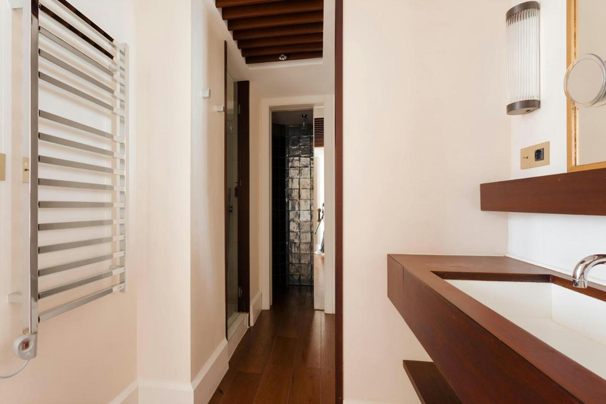 Imagen de la galería de DO Plaça Reial Hotel Gothic Quarter, Sonder by Marriott Bonvoy, en Barcelona