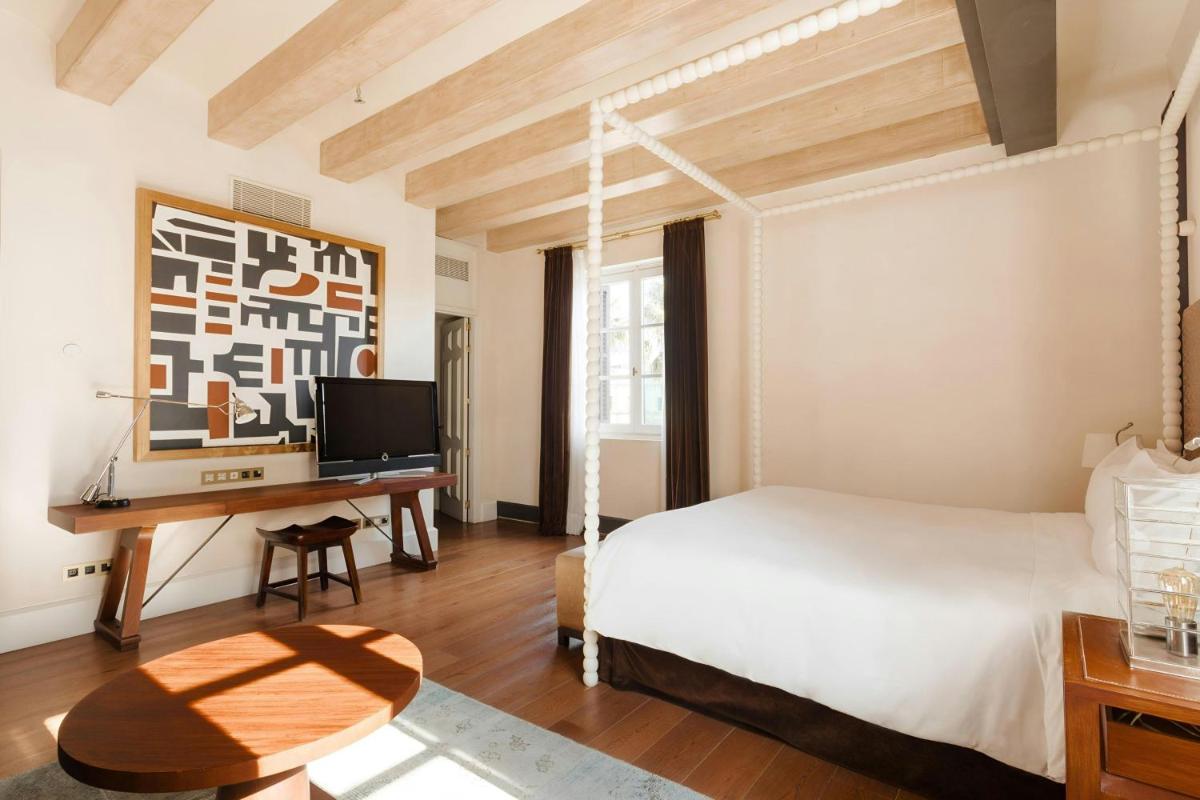 Cama o camas de una habitación en DO Plaça Reial Hotel Gothic Quarter, Sonder by Marriott Bonvoy