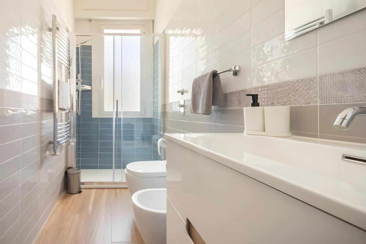 San Siro Arty and Cutie Room - homestay con bagno privato - Housity