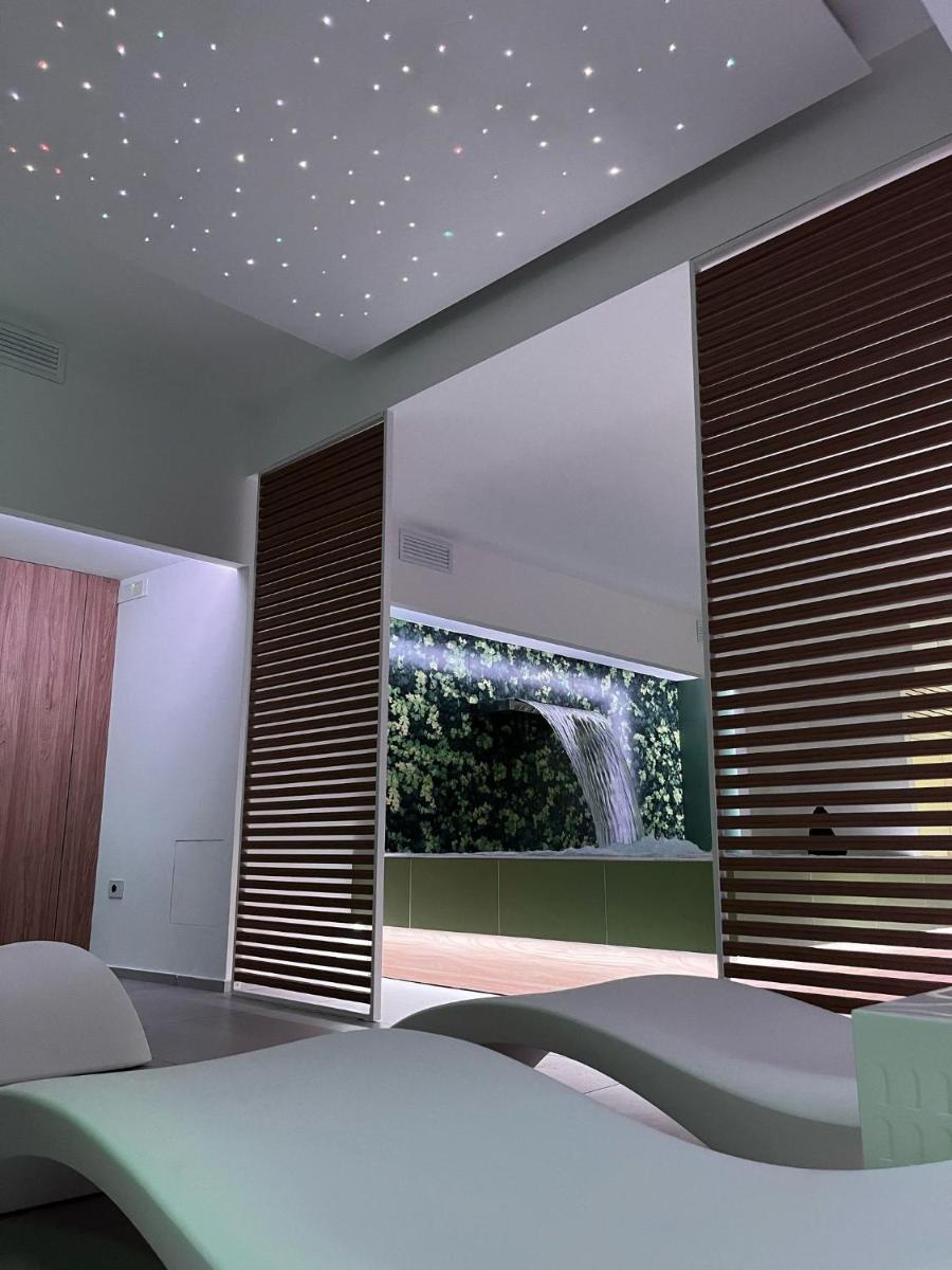 Ideal Residence & SPA - Housity