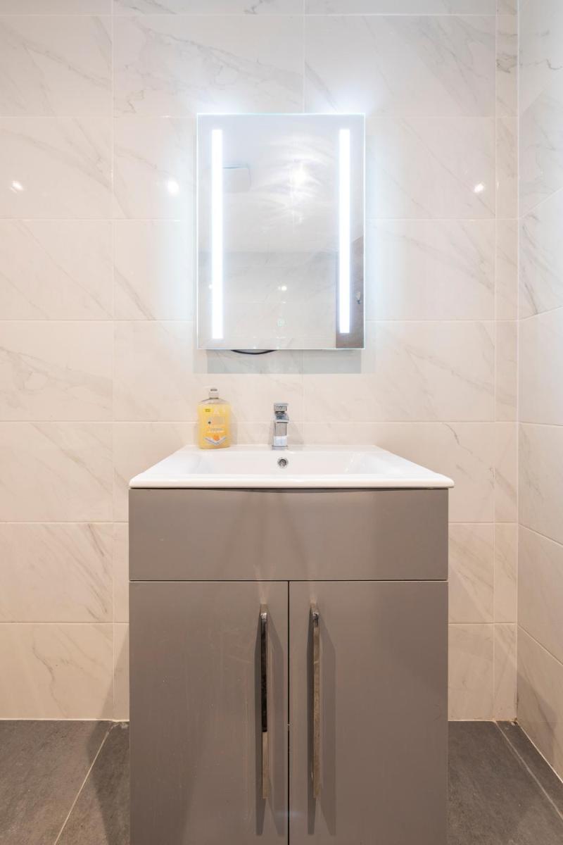 1 Bedroom Luxury Serviced Apartment - Housity