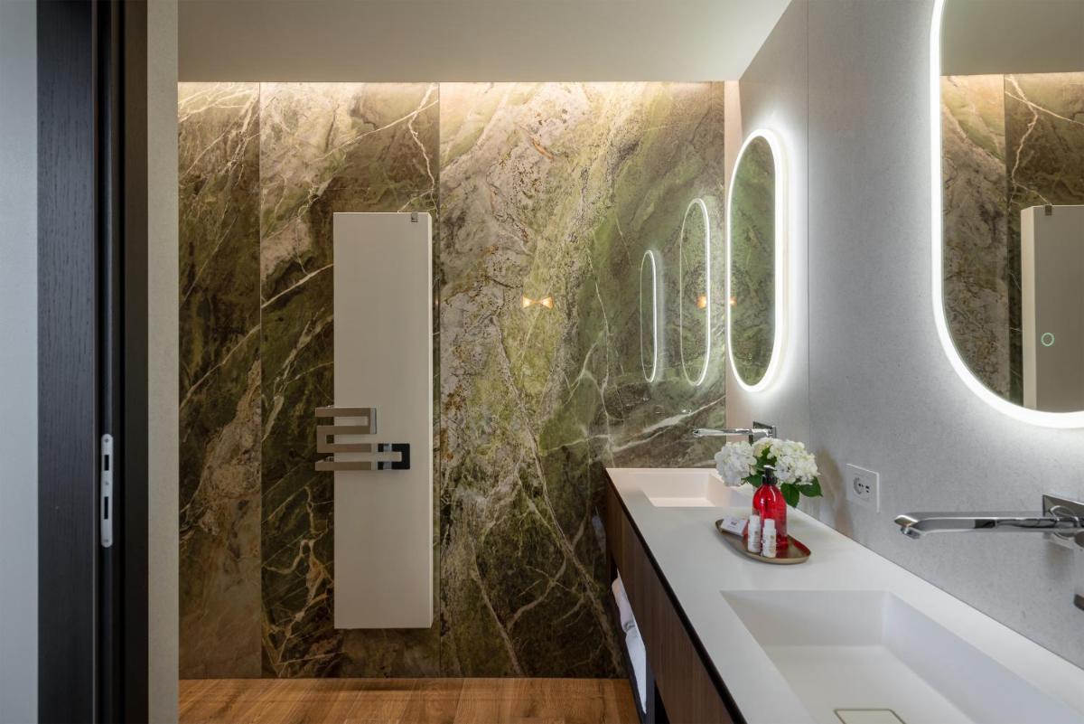 Poggio Paradiso Resort & Spa - Housity
