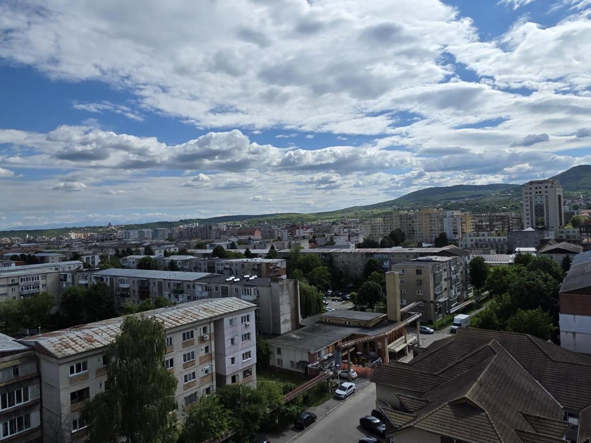 Cosy 2-bedroom apartment with an amazing panorama - Housity